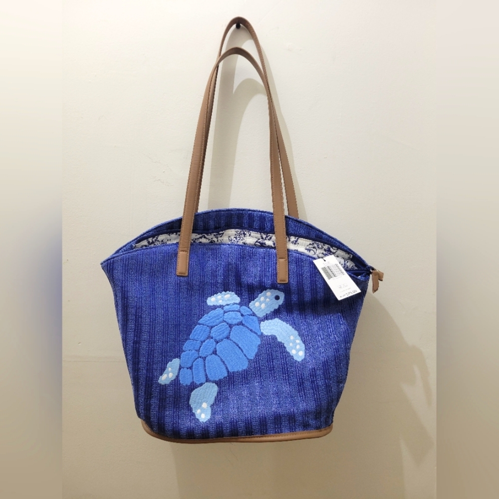 Vera Bradley Regatta Turtle blue straw tote bag with zipper NWT
